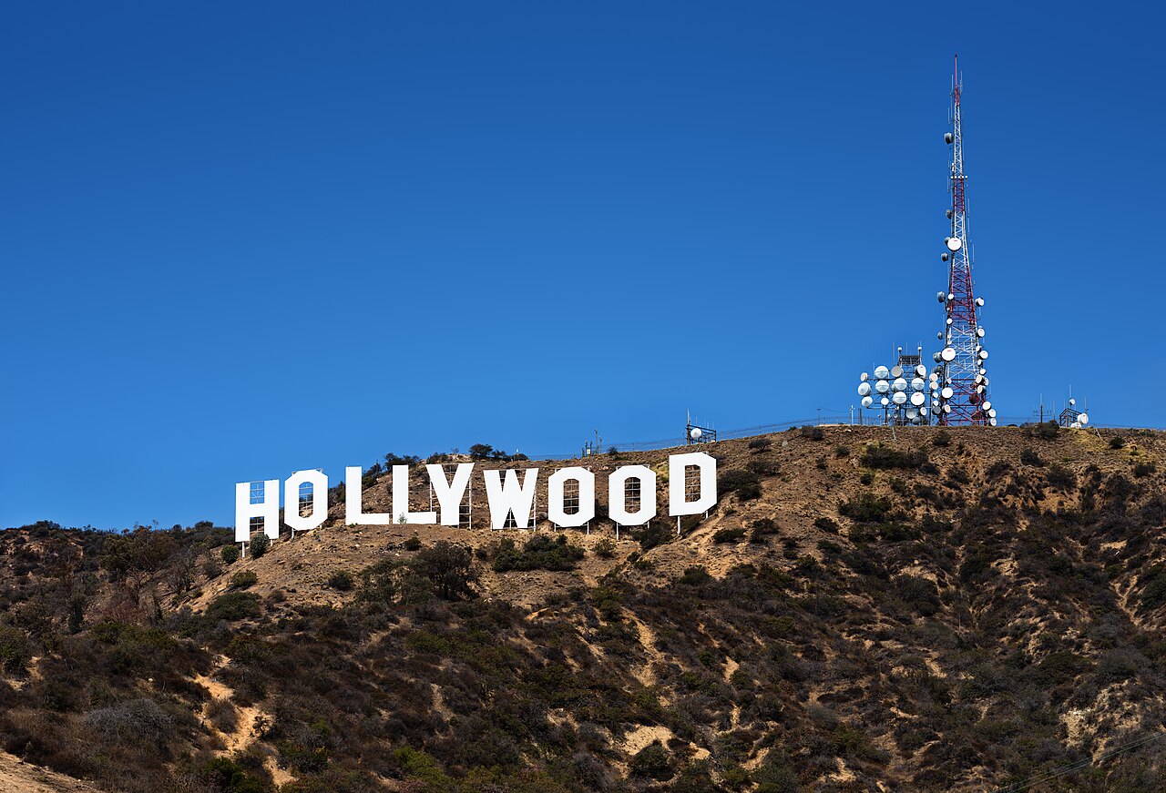Dünyada Sinema Endüstrisi: Hollywood'dan Küresel Ekranlara